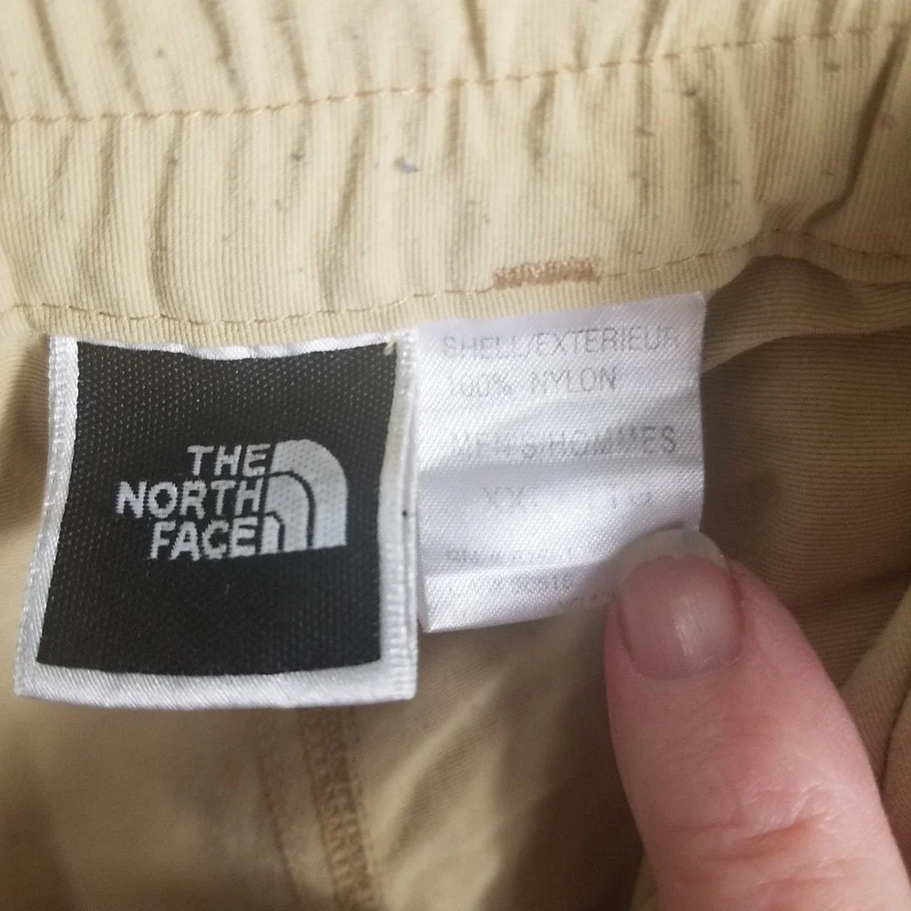 The North Face Convertible Hiking Pants Mens XXL Tan Good Zip Off Nylon Belted